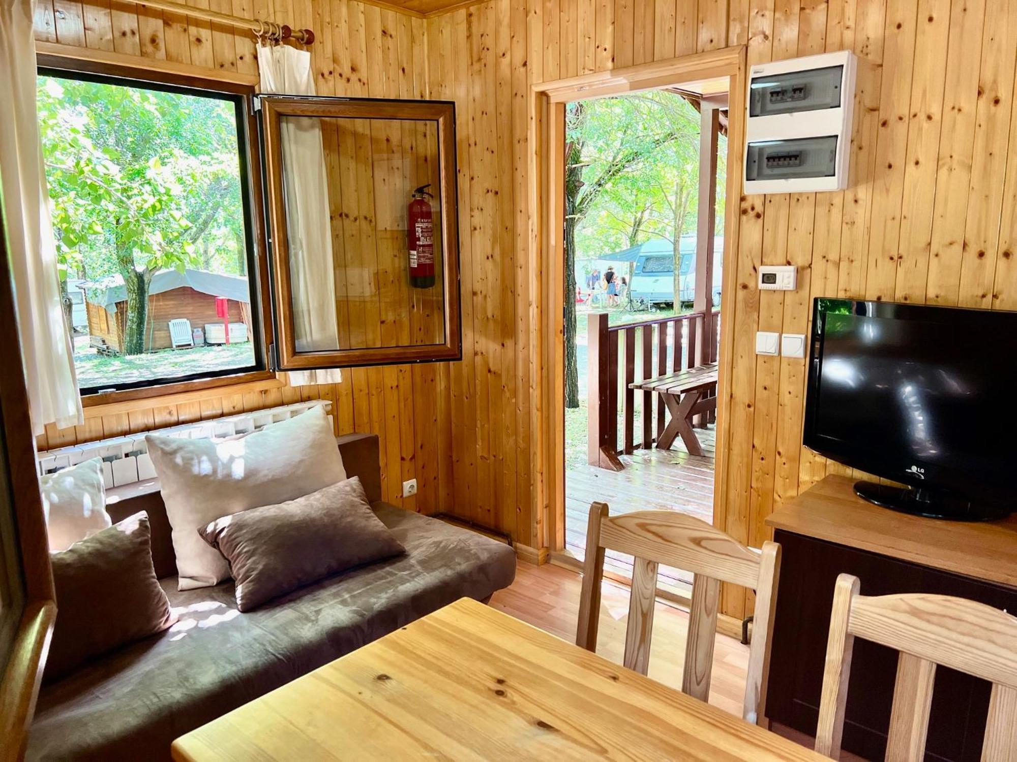 Camping Valle De Hecho Zewnętrze zdjęcie