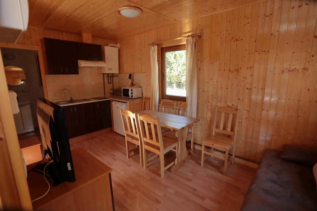 Camping Valle De Hecho Zewnętrze zdjęcie